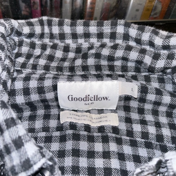 Men’s black and grey flannel - Picture 3 of 3